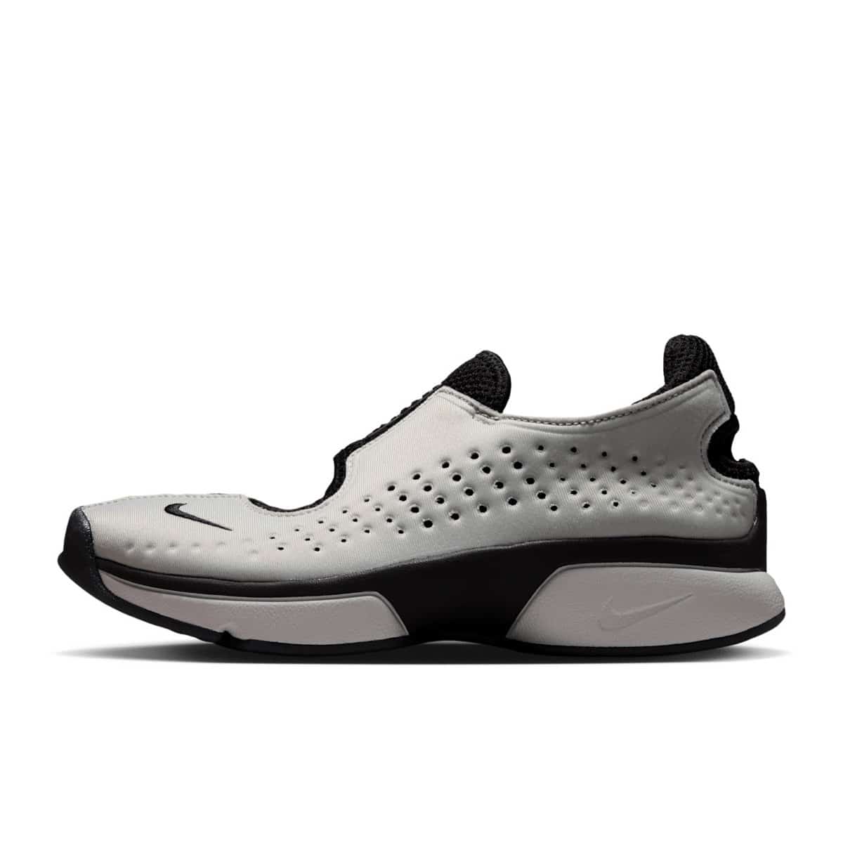 Nike Rift 2 Black Metallic Silver IQ8006-003 2
