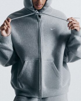 Nike Studio Fleece 1