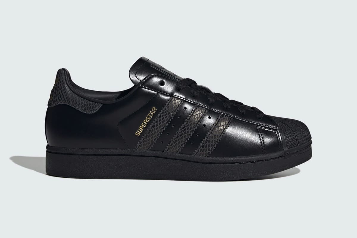 Adidas Superstar II „Berlin” – czarna wersja kultowego mudguardu z mapą miasta na wkładce