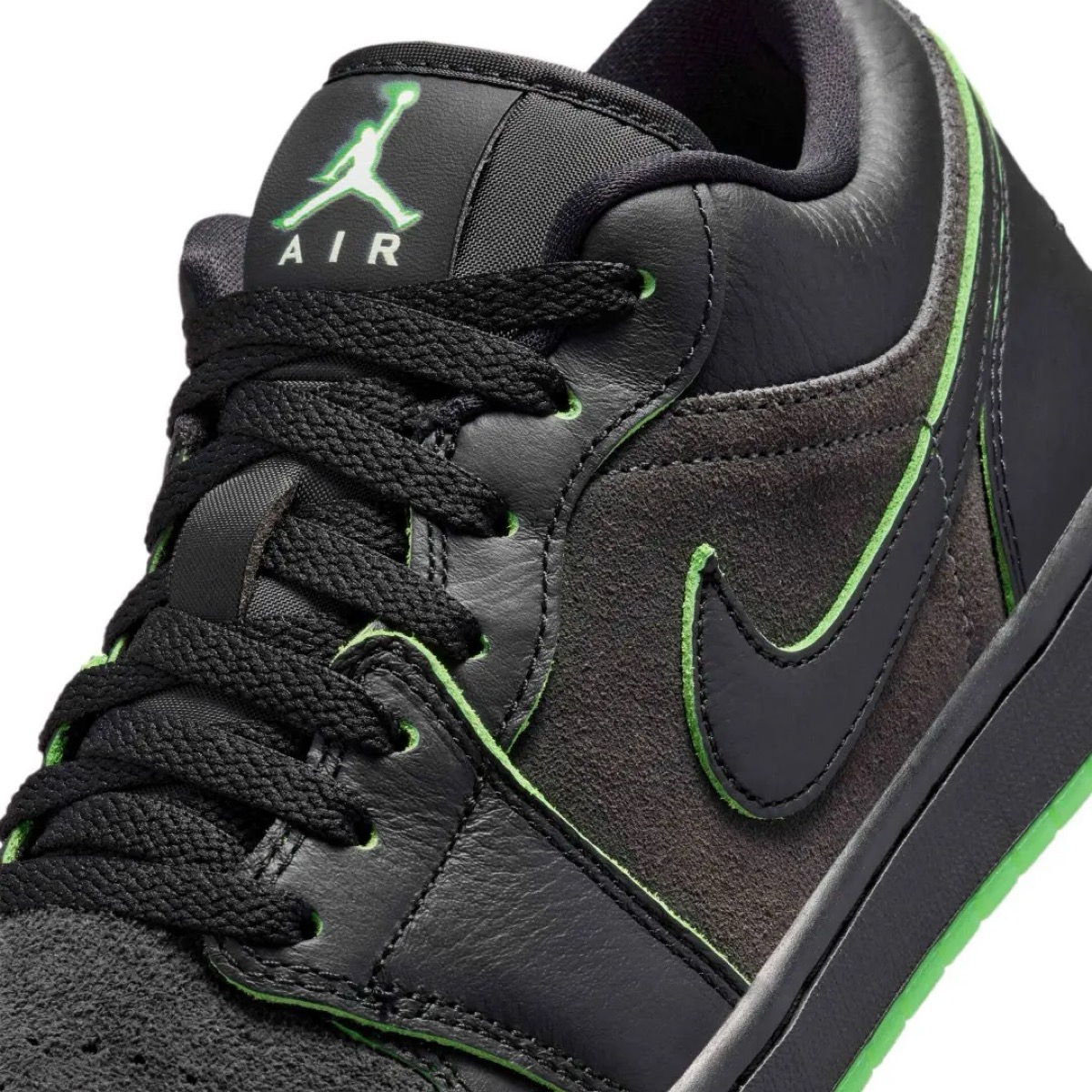 Air Jordan 1 Low Halloween IQ5494-001 7