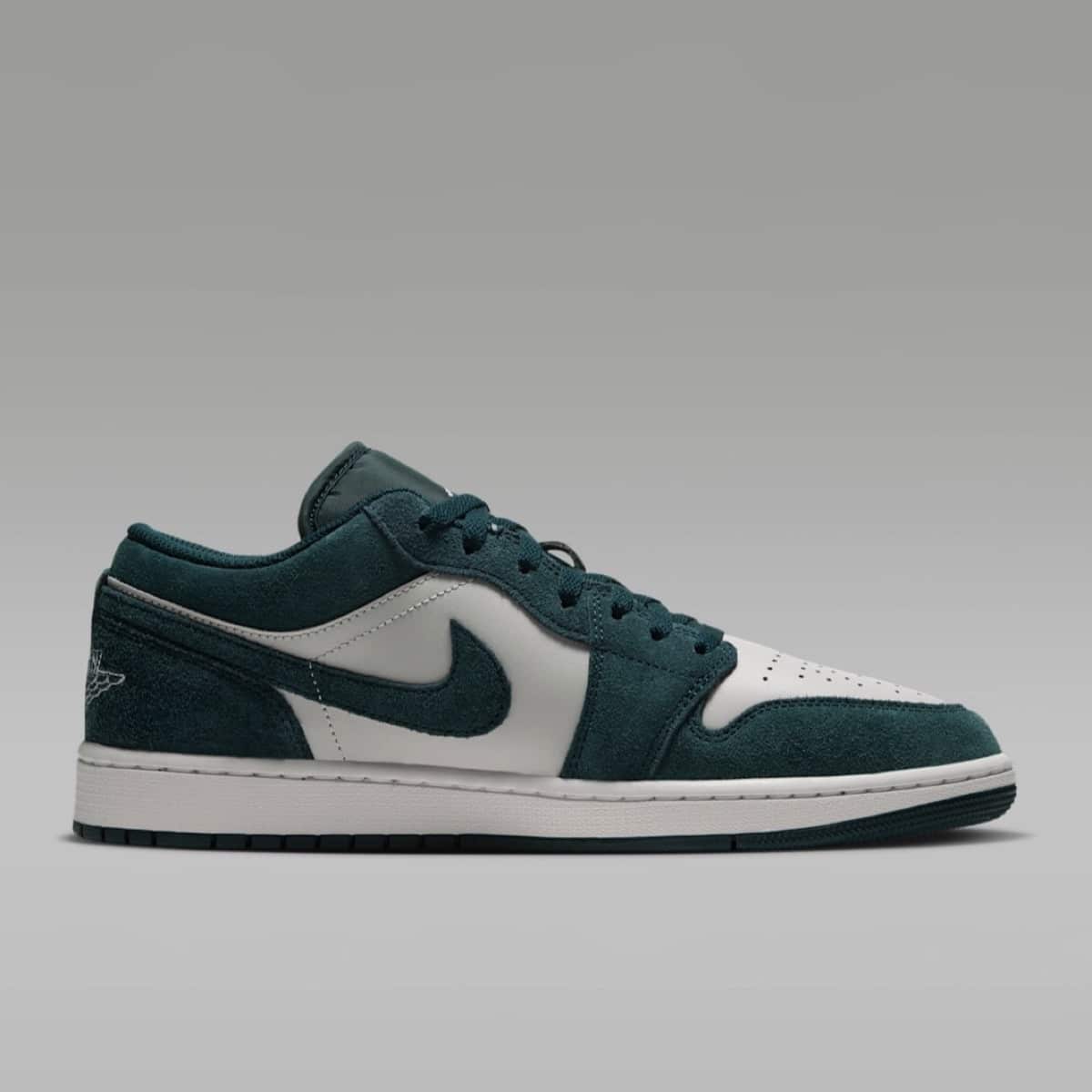 Air Jordan 1 Low Midnight Spruce 553558-303 3