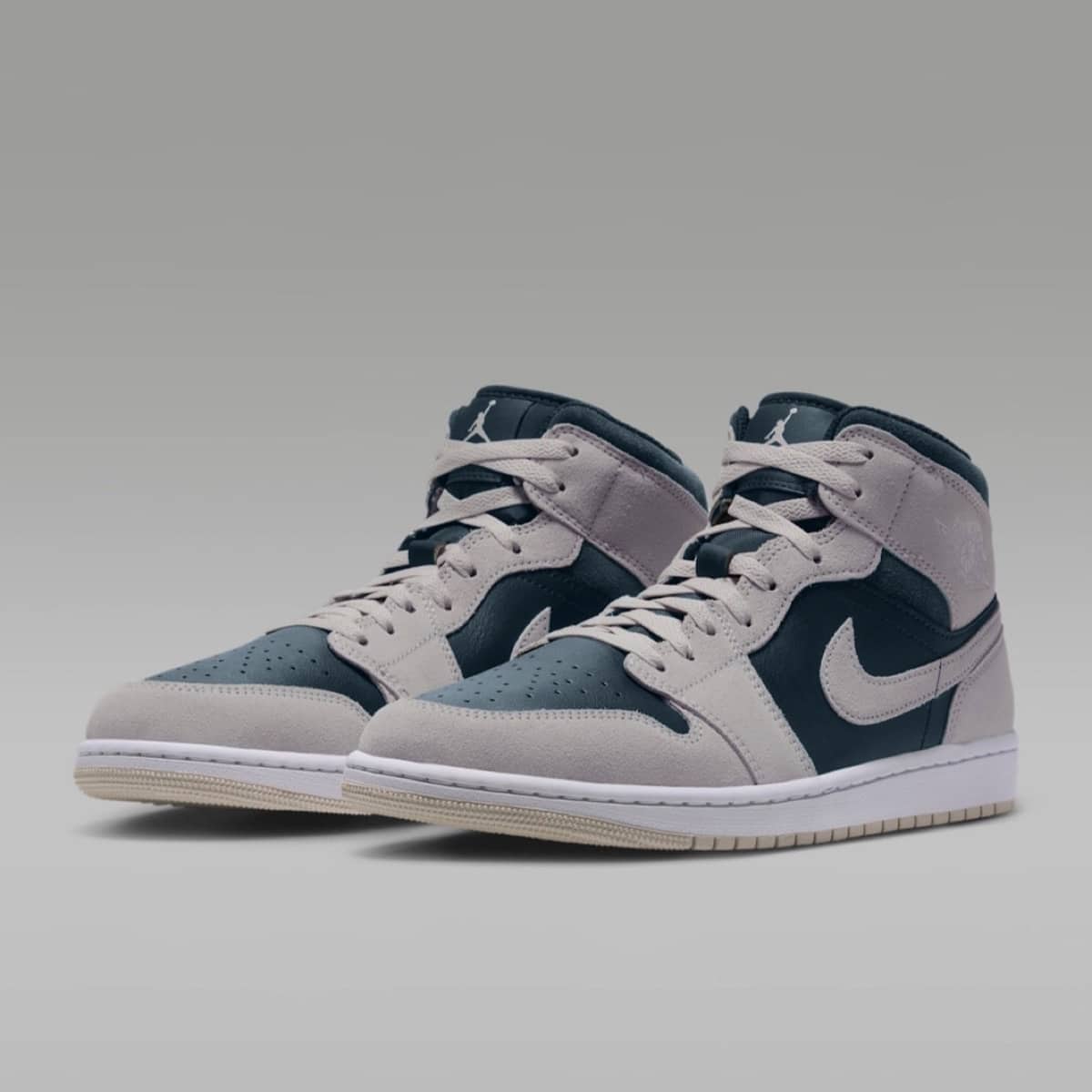 Air Jordan 1 Mid Light Orewood Brown Midnight Spruce DQ8426-110 4