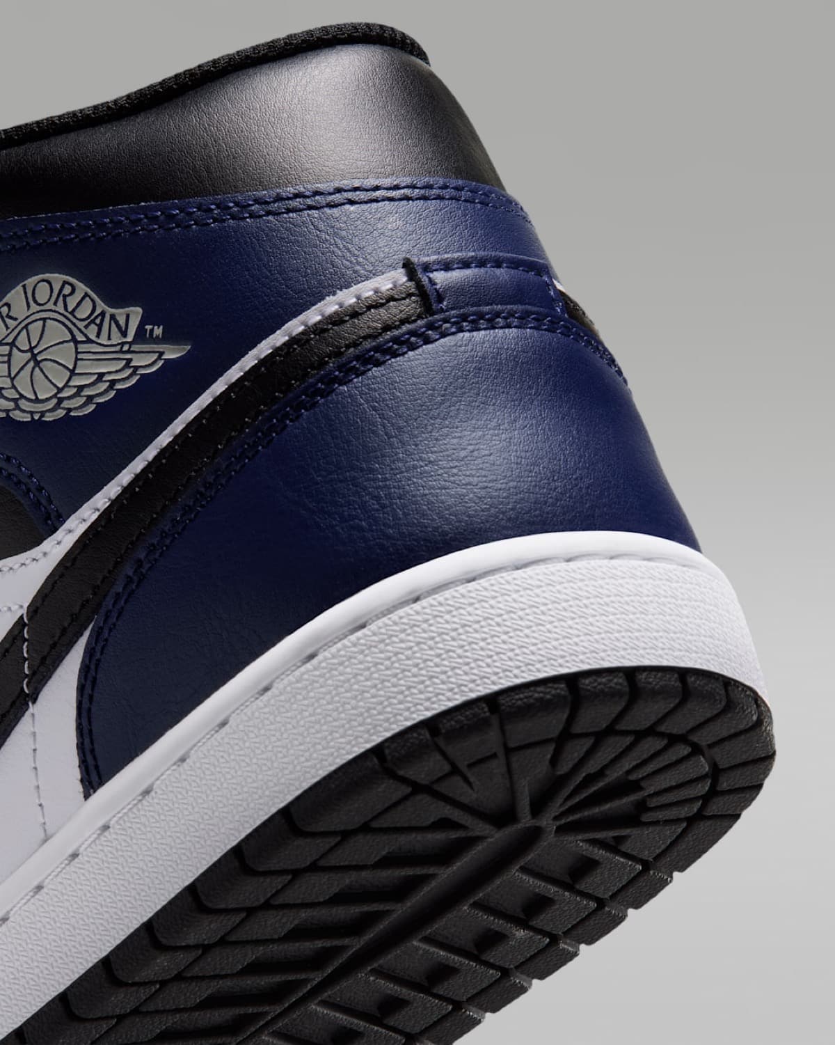 Air Jordan 1 Mid White College Navy DQ8426-108 8