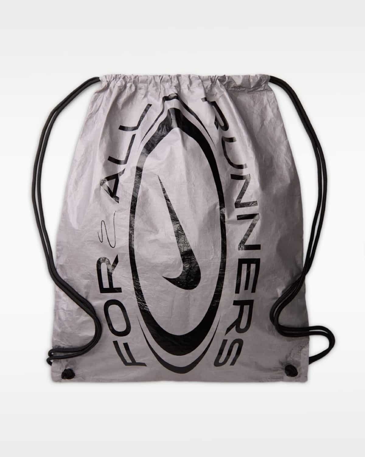 Distance x Nike Vomero Plus IQ7318-100 12