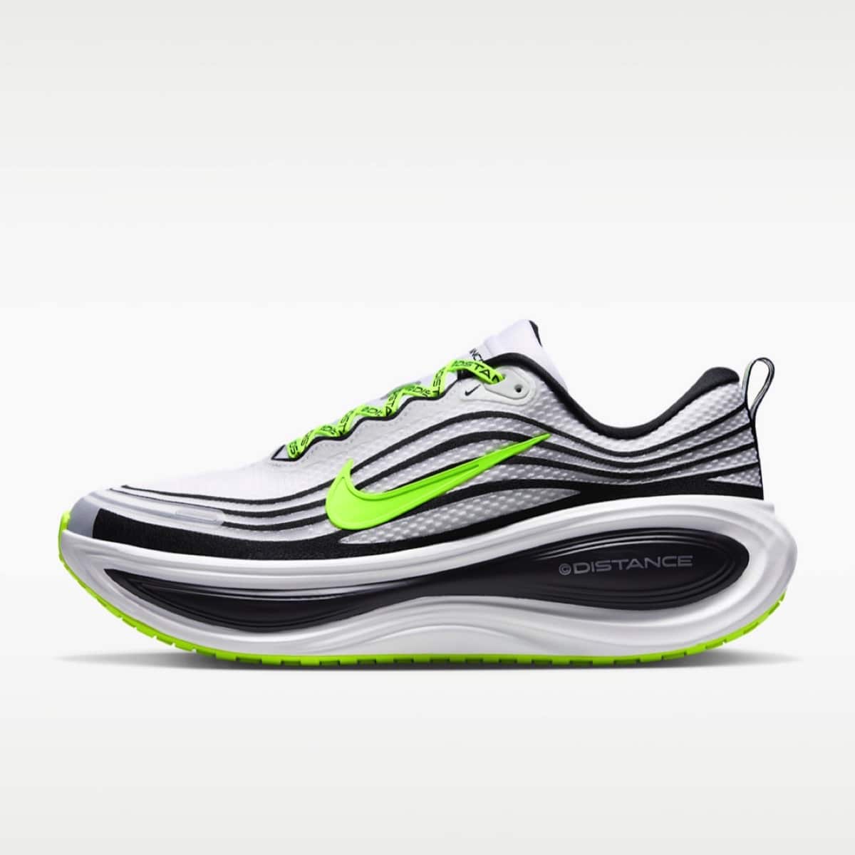 Distance x Nike Vomero Plus IQ7318-100 2