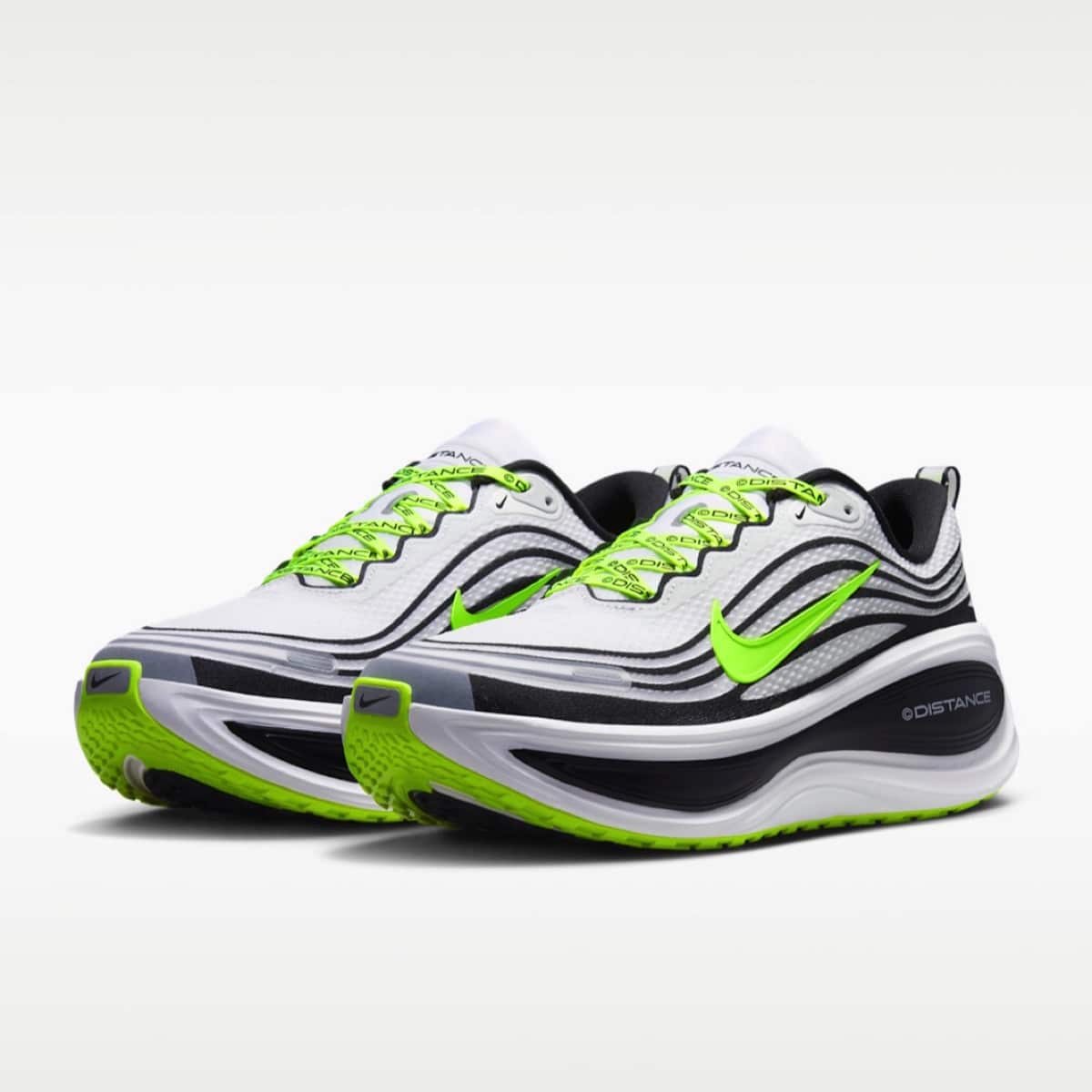 Distance x Nike Vomero Plus IQ7318-100 4