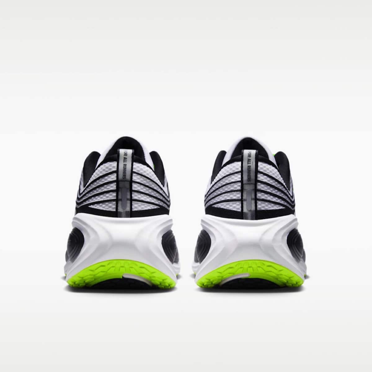 Distance x Nike Vomero Plus IQ7318-100 6