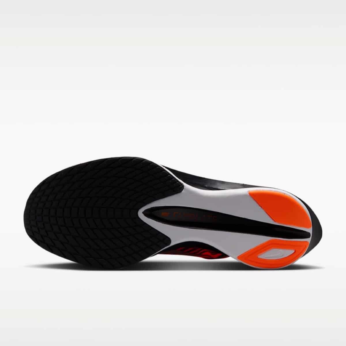 Distance x Nike ZoomX Vaporfly 4 IQ7316-800 1