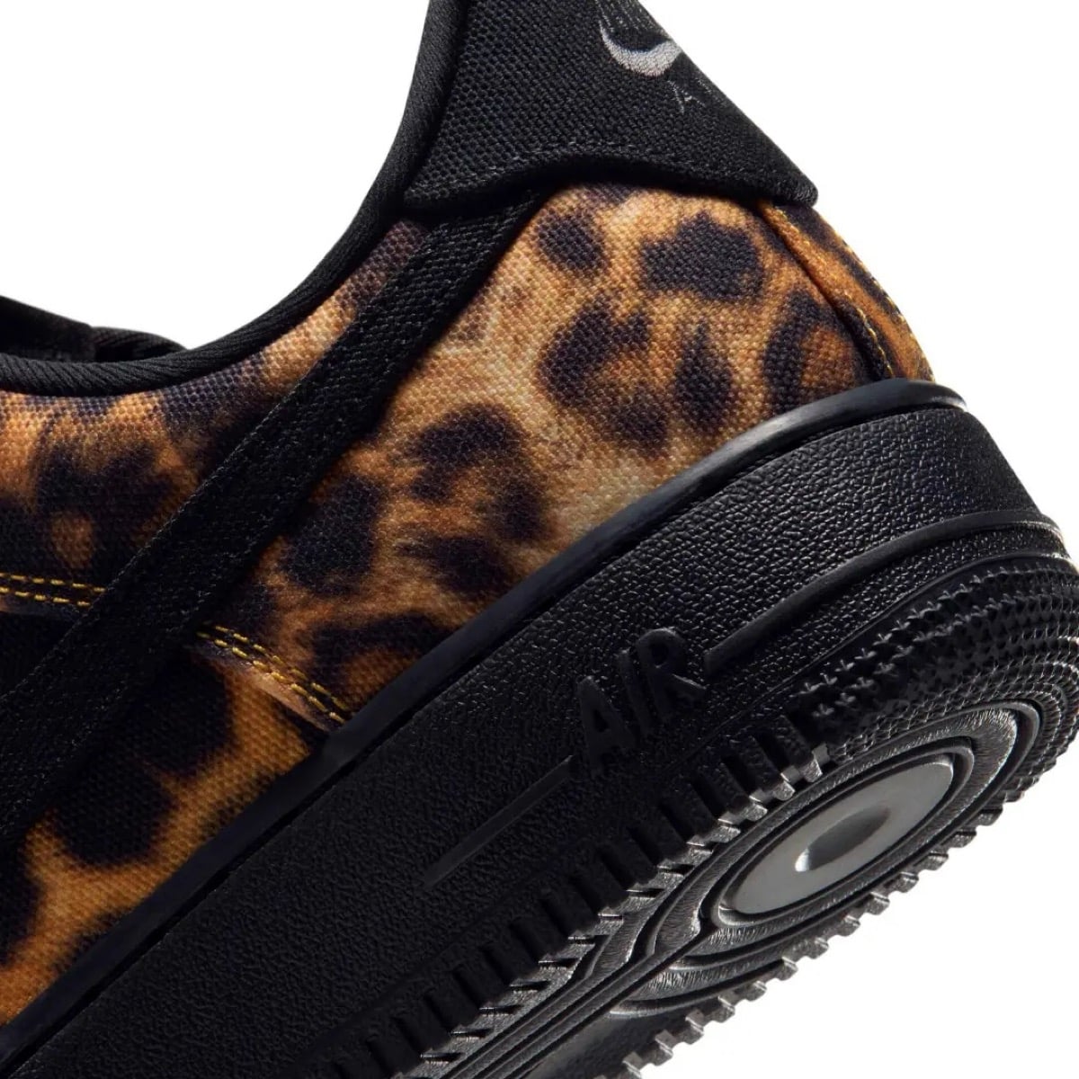 Nike Air Force 1 Low SE Leopard JA5714-900 8