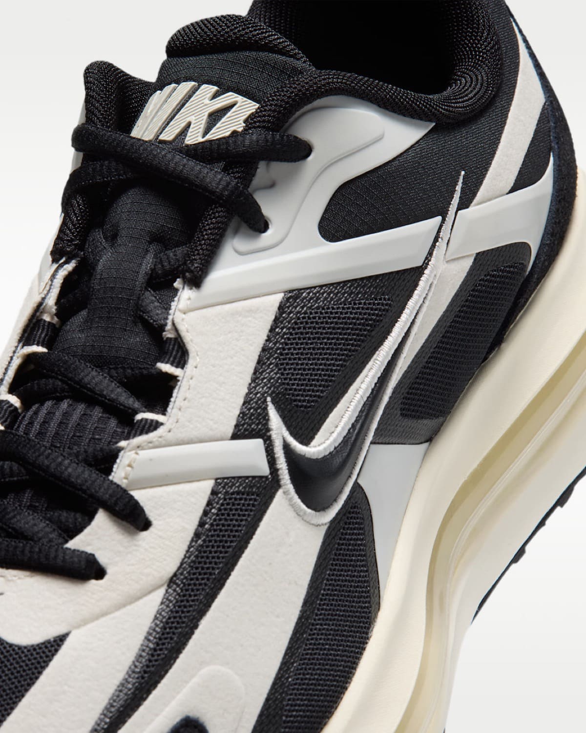 Nike Air Max Metro Pale Ivory Black IW4935-102 7