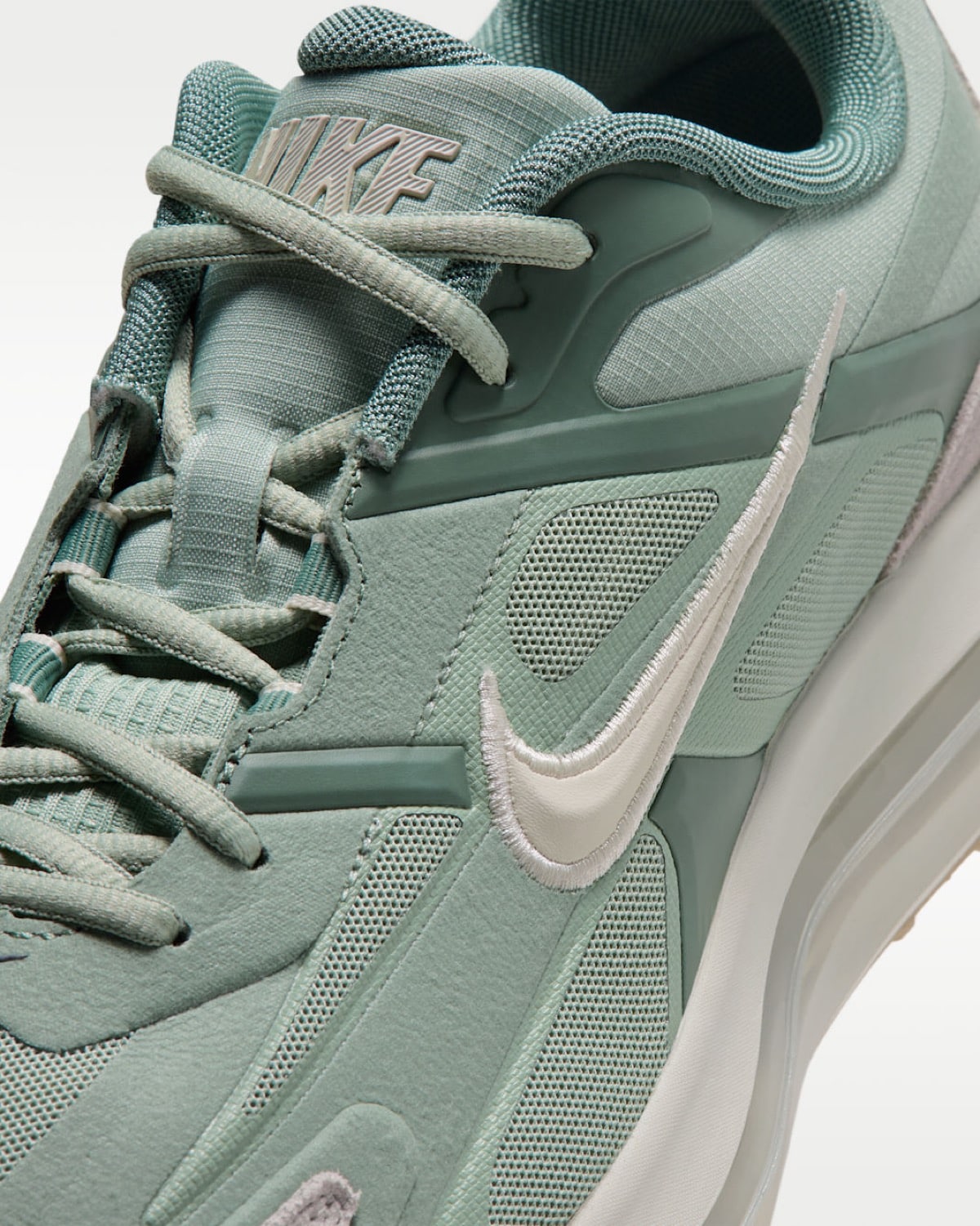 Nike Air Max Metro Steam Dutch Green IW4935-006 7