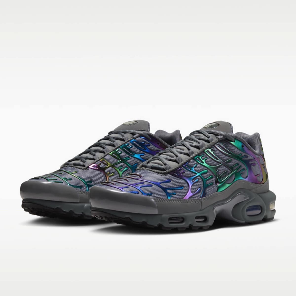 Nike Air Max Plus Oil Slick Smoke Grey IH7960-002 4