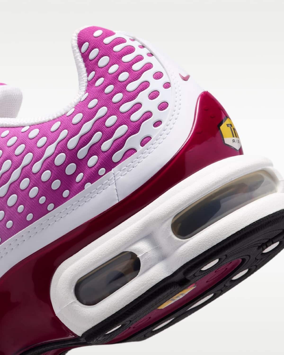 Nike Air Max Plus VII Raspberry Red HQ2197-601 8