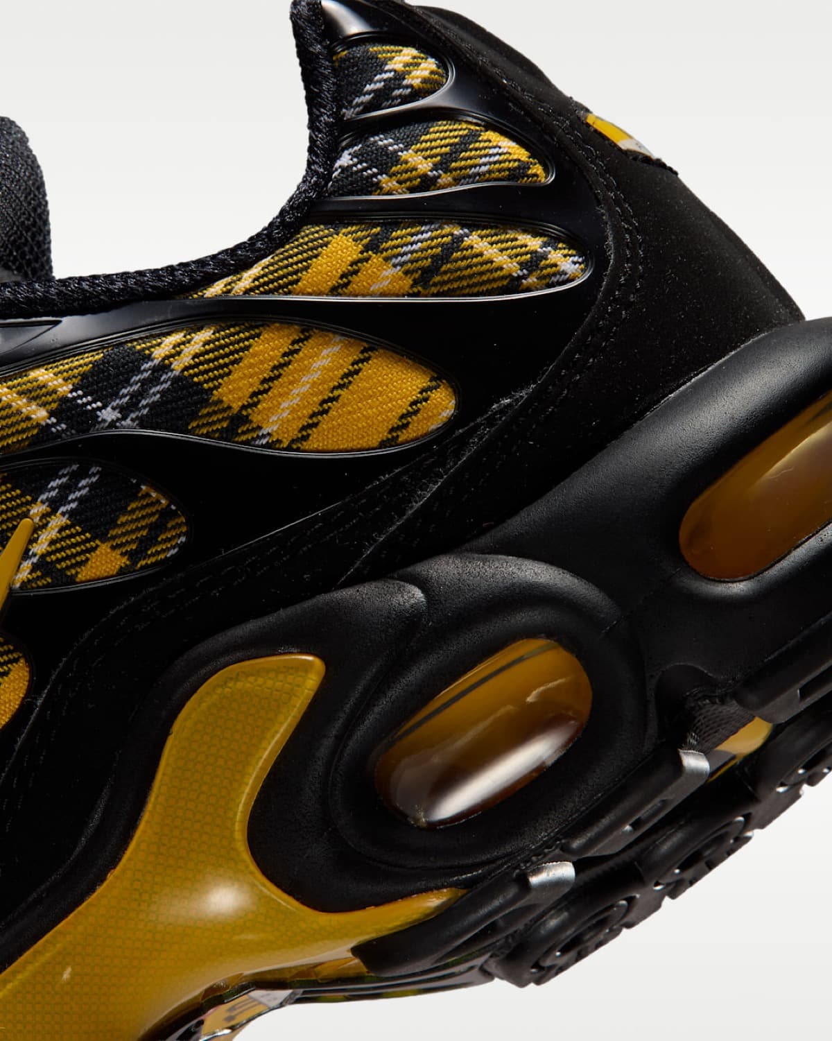 Nike Air Max Plus Yellow Plaid IR5731-001 8