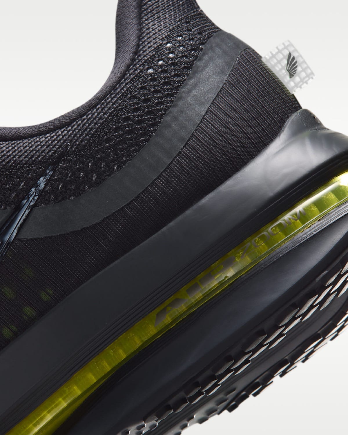 Nike Pegasus Premium Dark Shadow Lemon Venom HQ2592-021 8