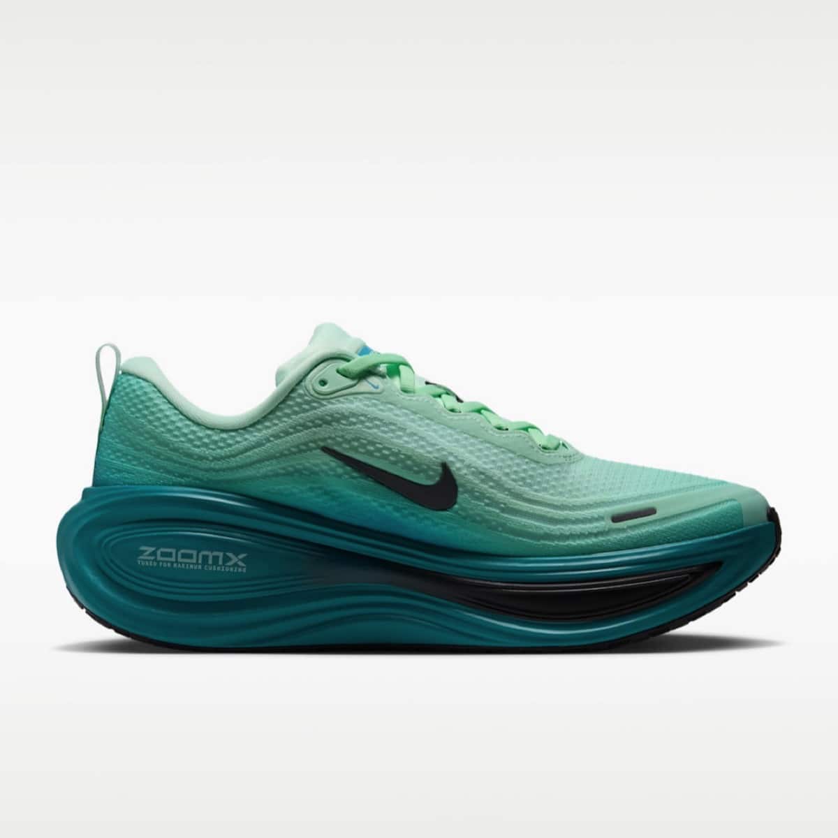 Nike Vomero Plus Chicago Marathon IV6298-300 3