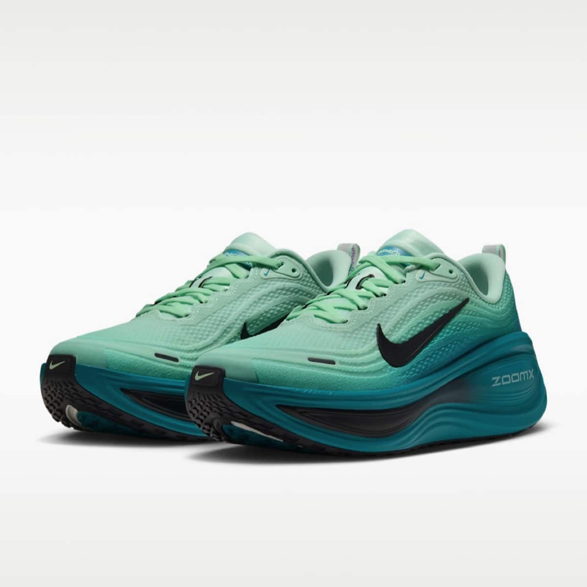 Nike Vomero Plus Chicago Marathon IV6298-300 4