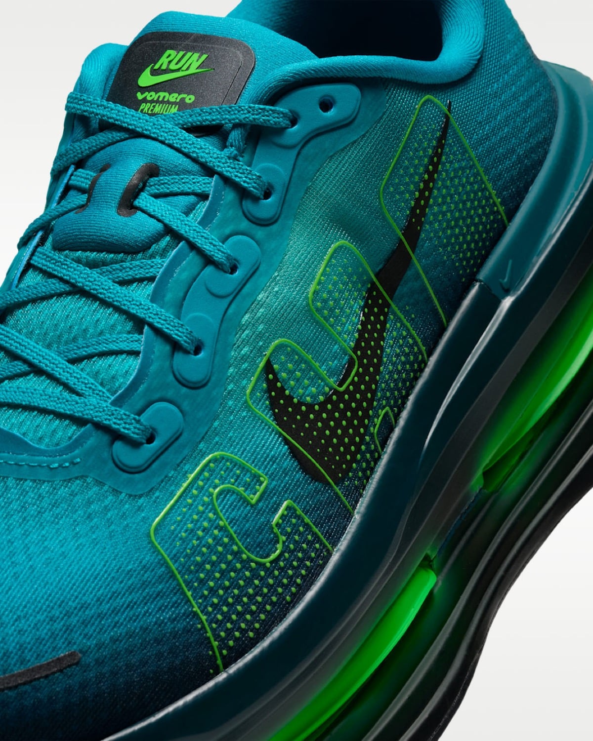 Nike Vomero Premium Chicago Marathon IV6297-300 7
