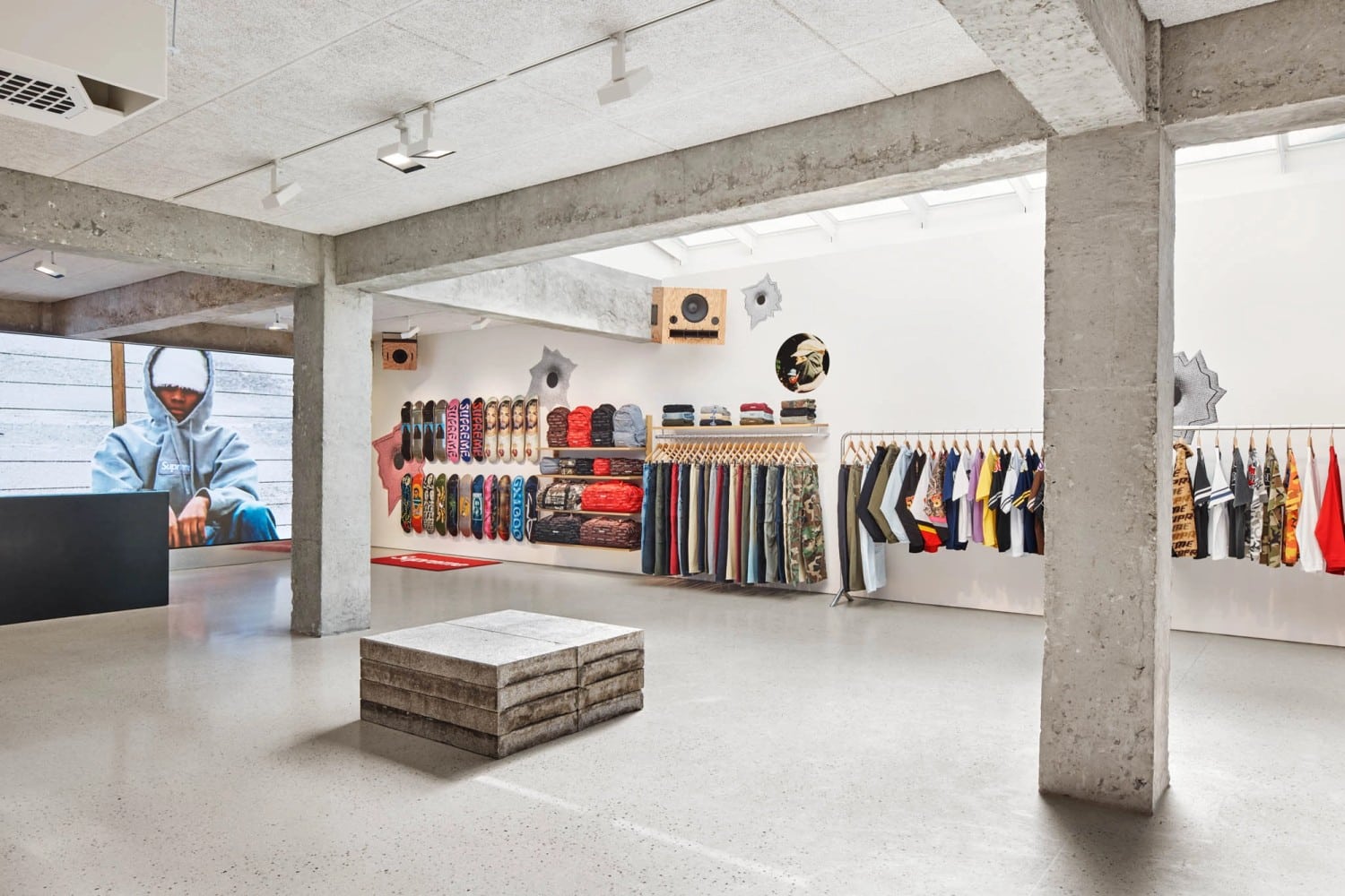 Sklep Supreme Seongsu store 3