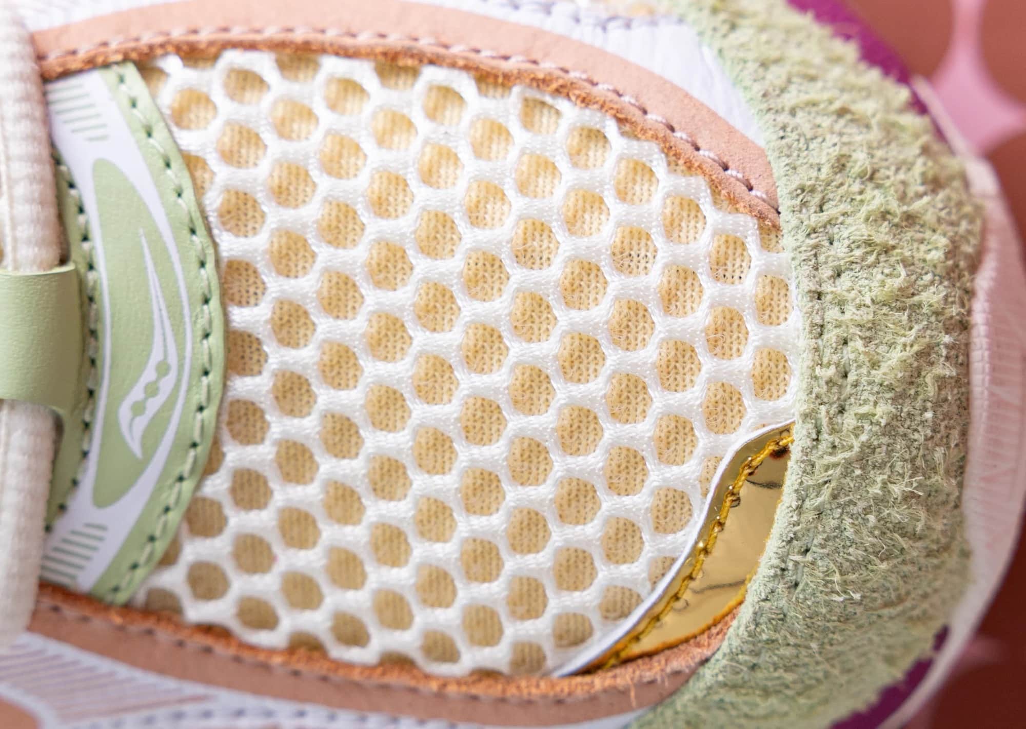 Stan Birch x Saucony ProGrid Guide 7 S71070-2 4