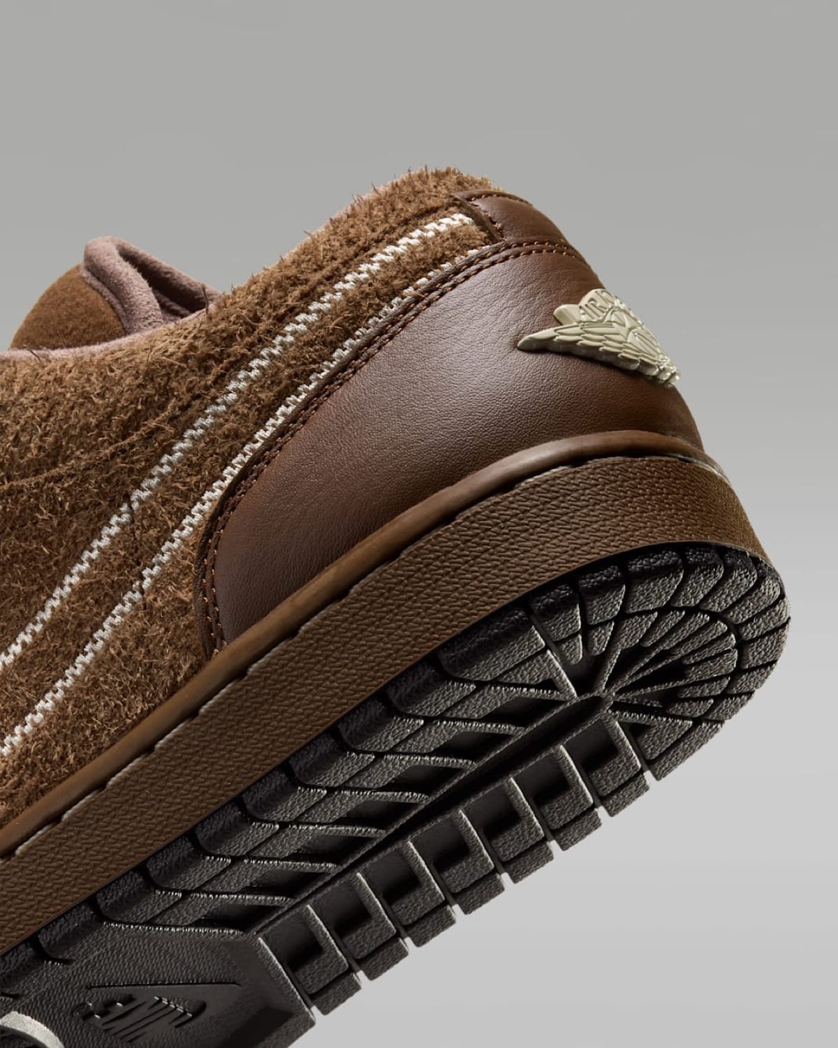 Air Jordan 1 Low SE Cacao Wow IQ5498-200 8