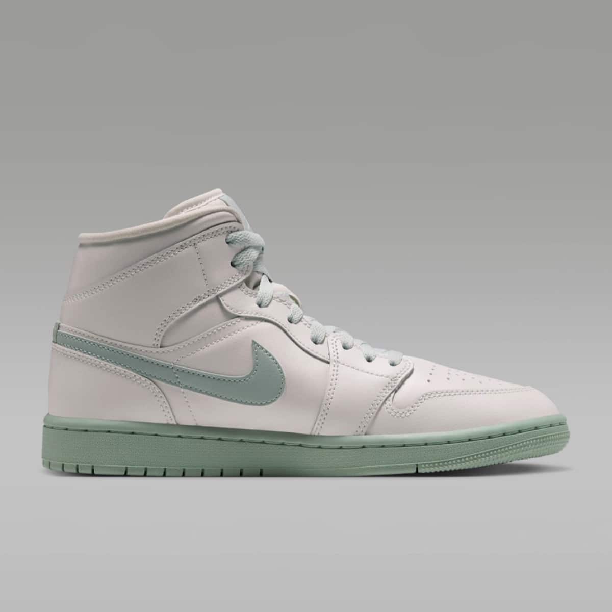 Air Jordan 1 Mid Pistachio Frost BQ6472-124 3