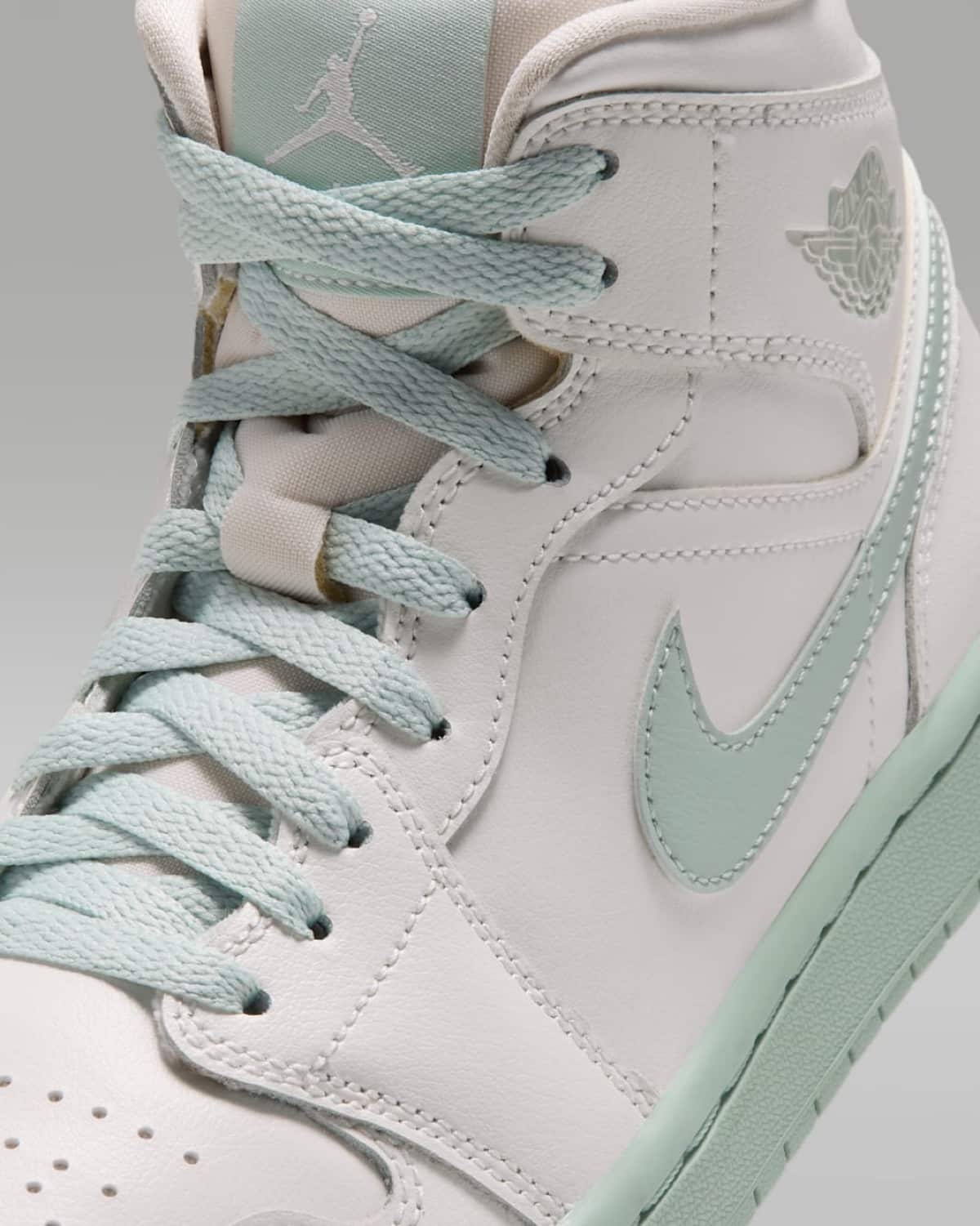 Air Jordan 1 Mid Pistachio Frost BQ6472-124 7
