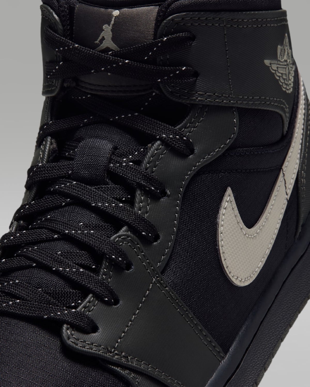 Air Jordan 1 Mid Utility Black Spruce Fog IX6982-001 7