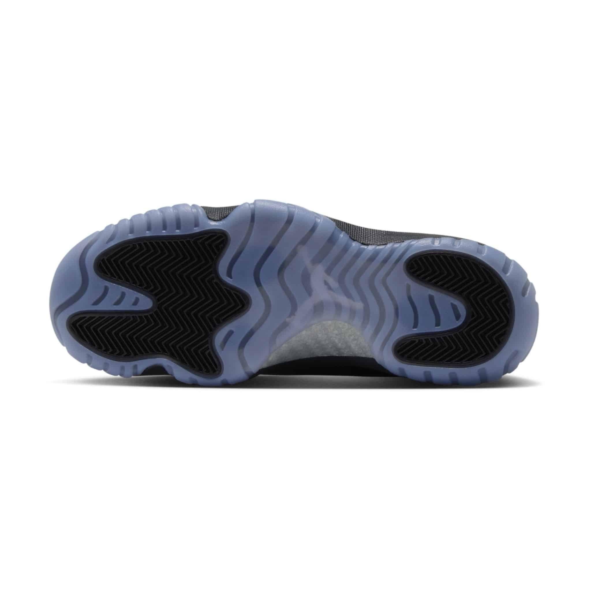 Air Jordan 11 Magic Ball IZ1800-200 1