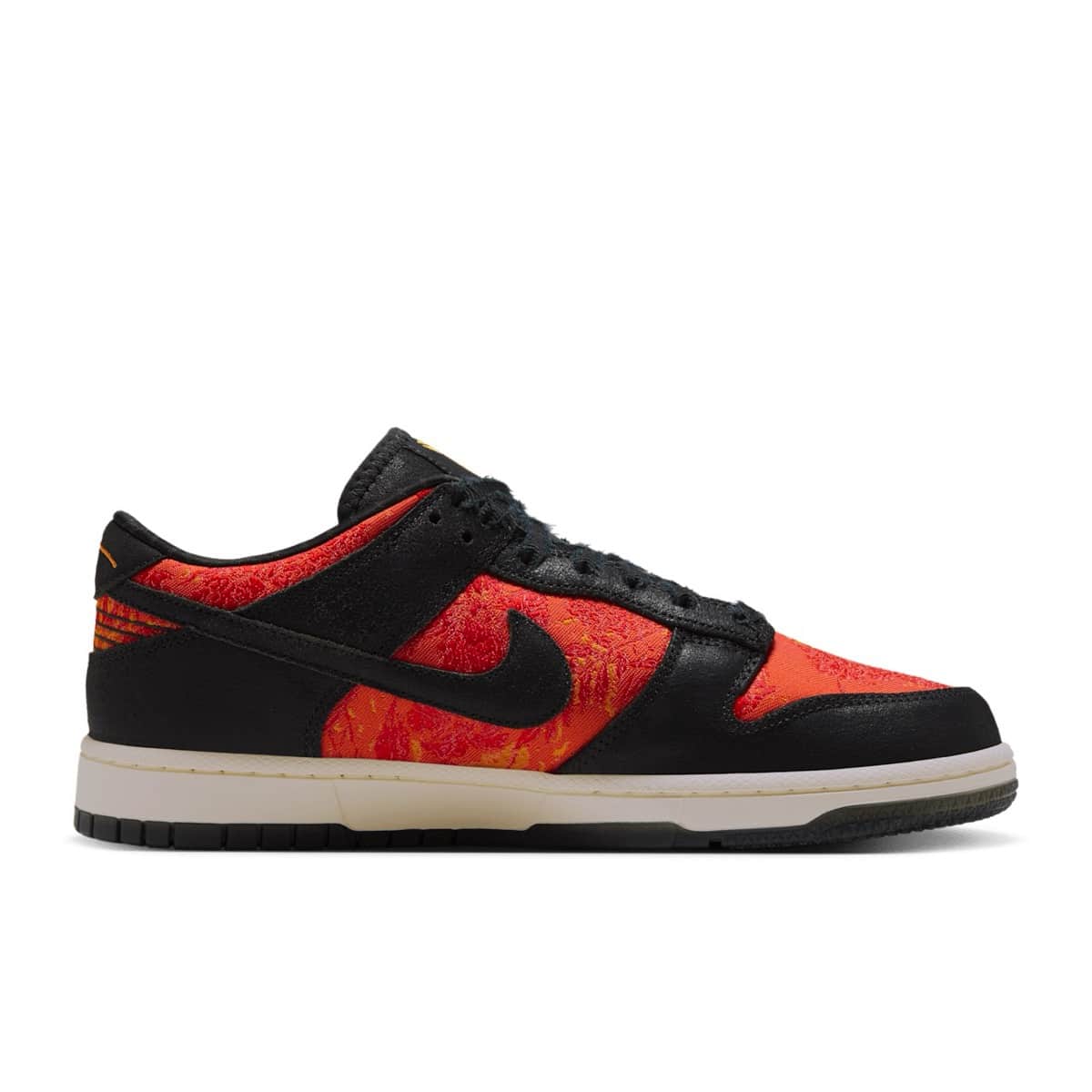 Kobe Bryant x Nike Dunk Low Protro Mamba Eterno IQ3922-001 3
