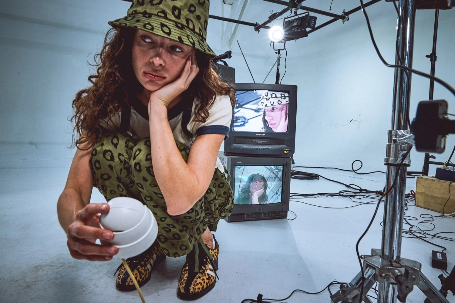 Brain Dead „Cyber Primitivism” – powrót do analogu