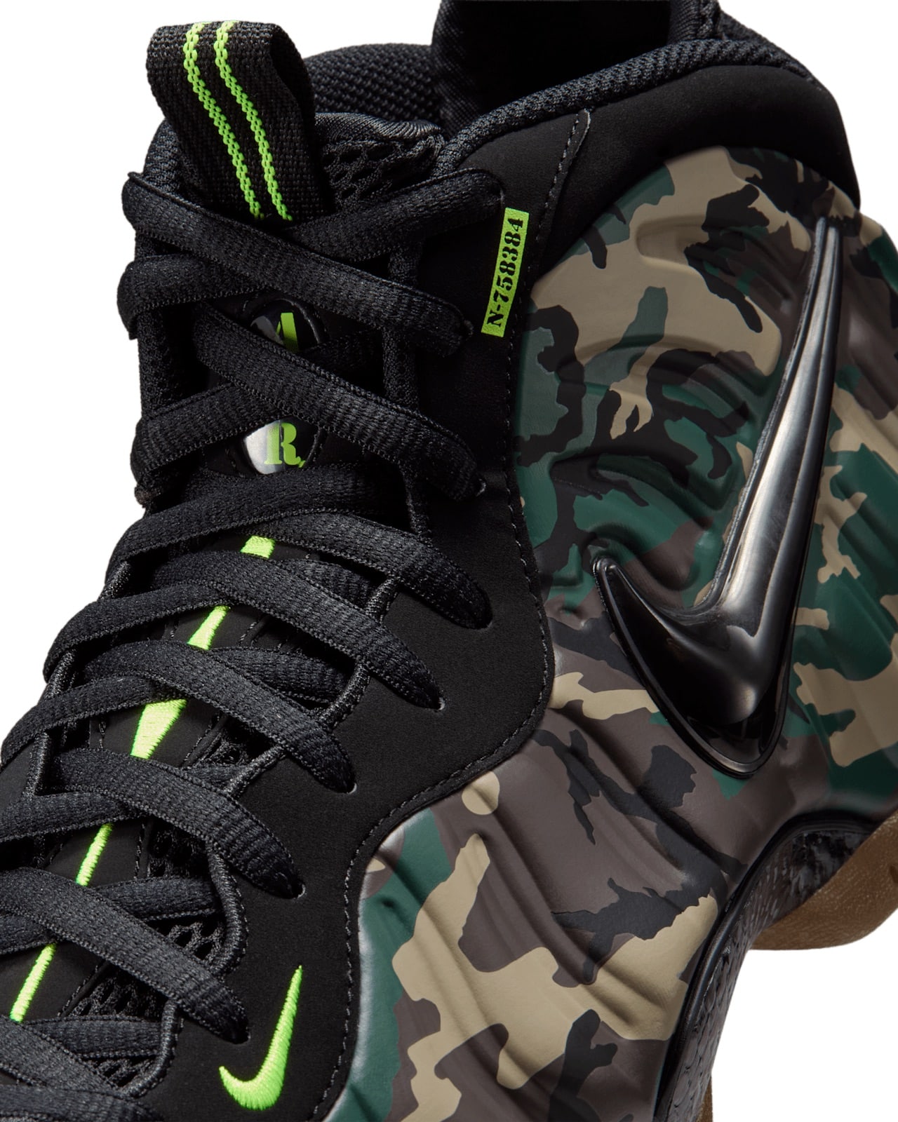 Nike Air Foamposite Pro Camo IM5204-001 7
