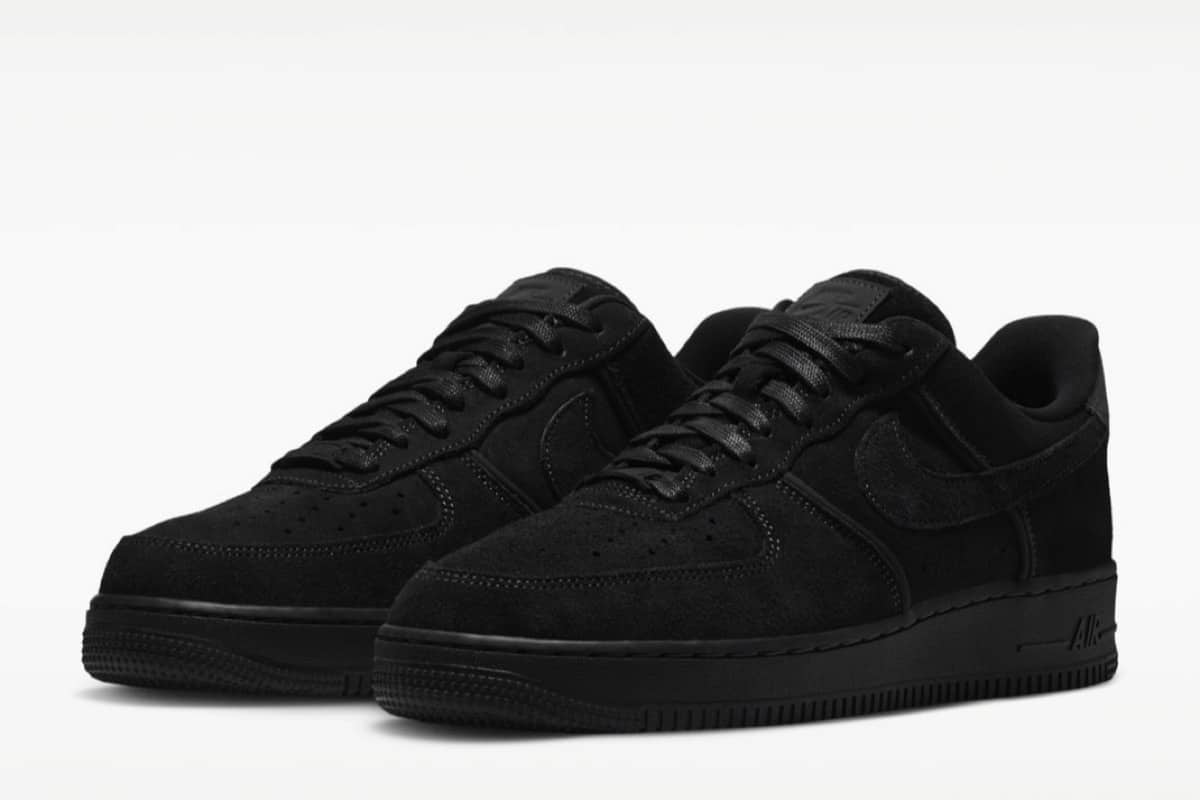 Nike Air Force 1 Low LV8 – czarny zamsz na jesień