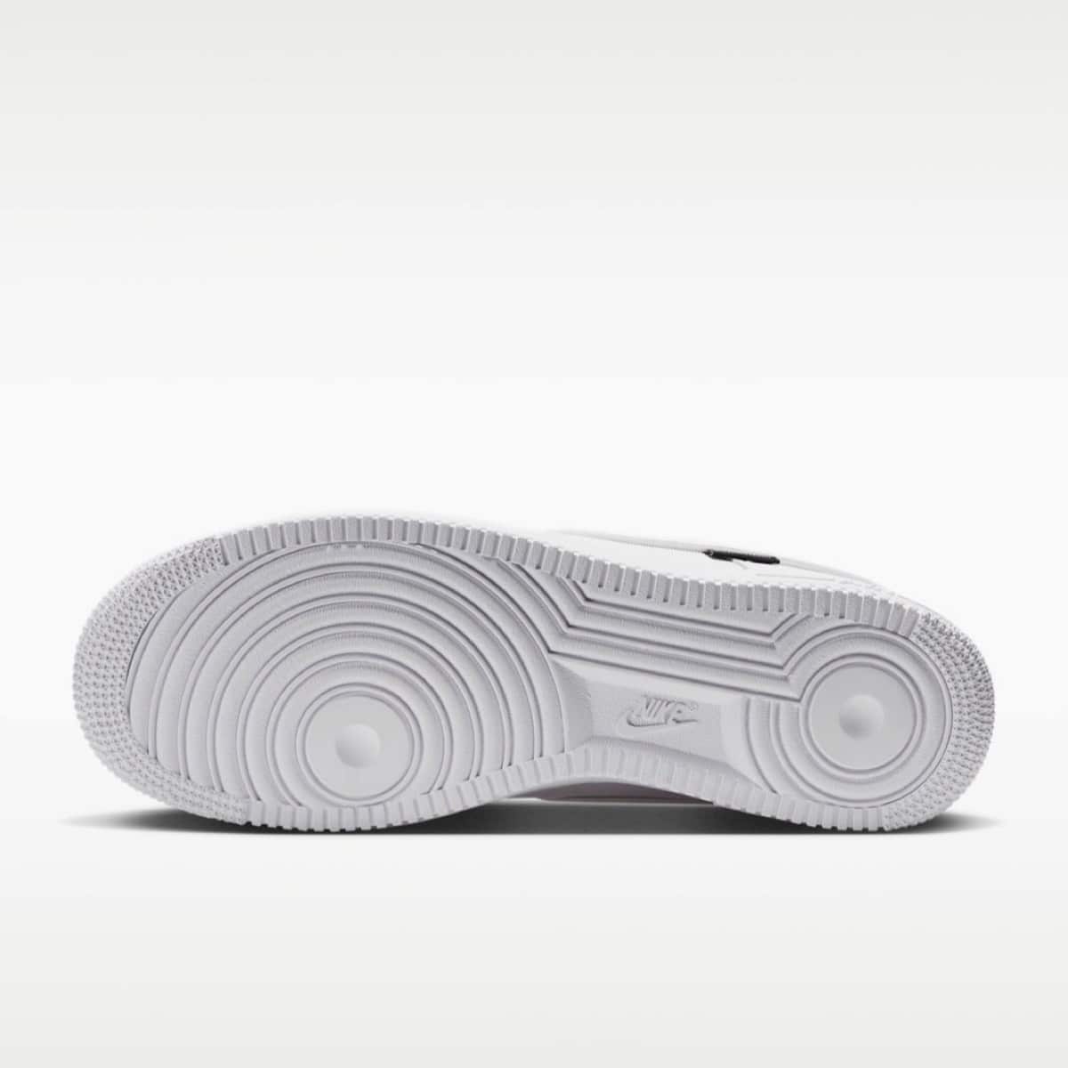 Nike Air Force 1 Low Cordura Triple White DO6701-100 1