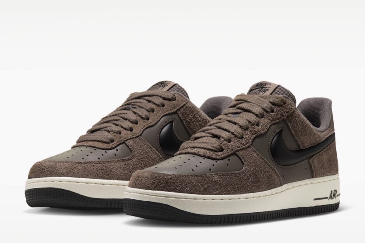 Nike Air Force 1 Low LV8 – gruby czarny Swoosh i zamsz w kolorystyce szarawego brązu