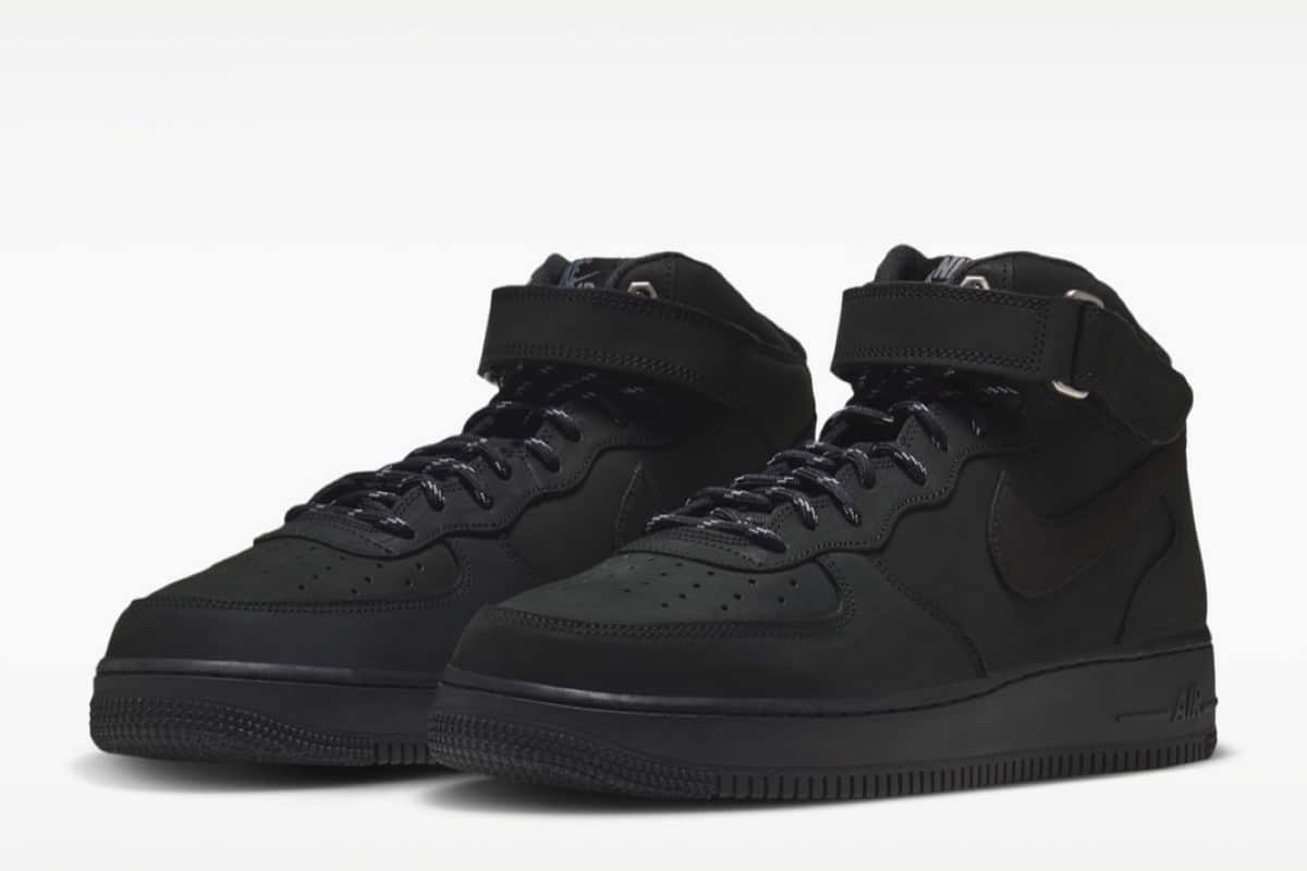Nike Air Force 1 Mid wraca w całkowitej czerni