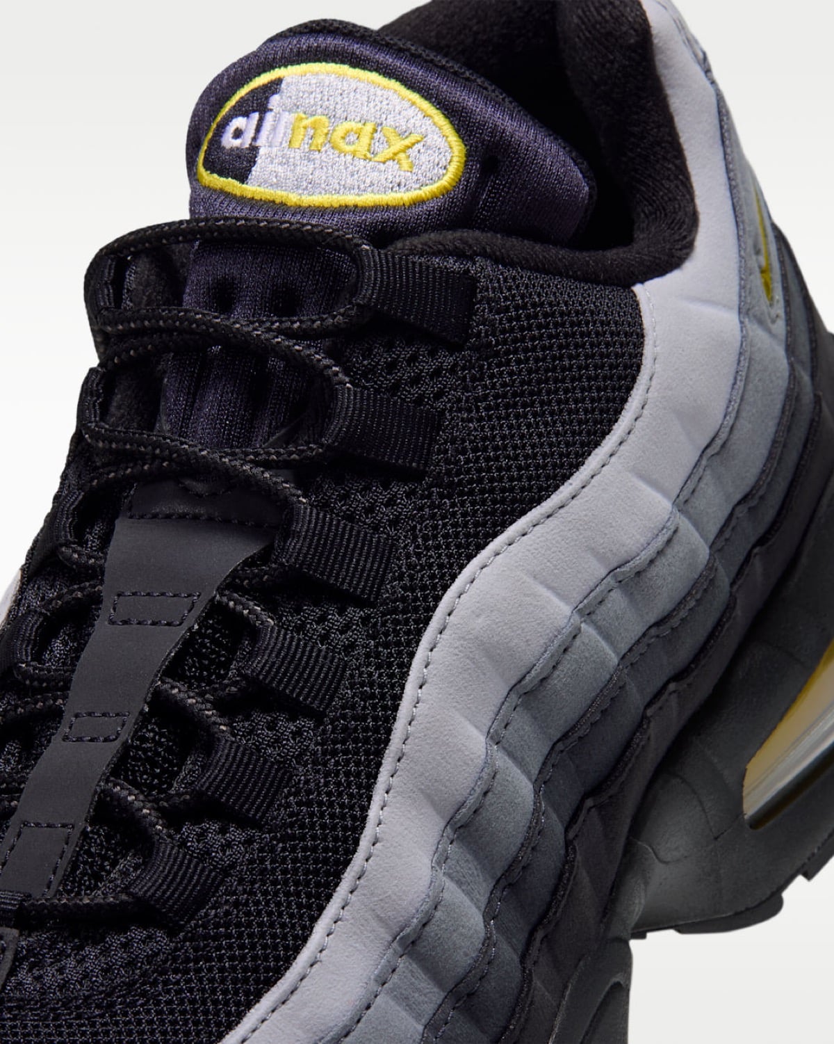 Nike Air Max 95 Big Bubble Batman IQ0229-001 7