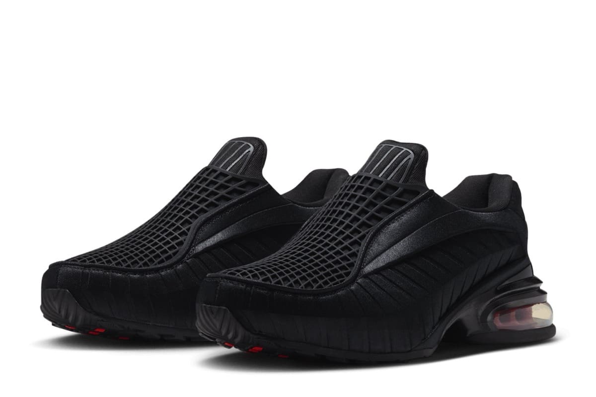 Nike Air Max Dolce – czarny sportowy mokasyn z czerwoną poduszką Max Air