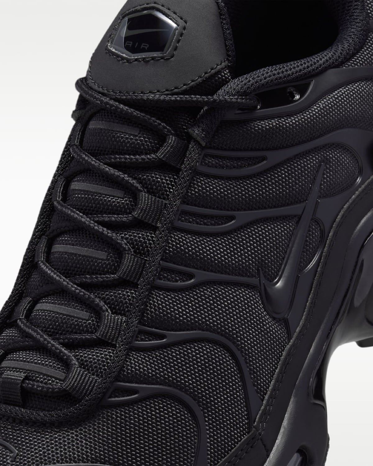 Nike Air Max Plus Cordura Triple Black IM5983-002 7