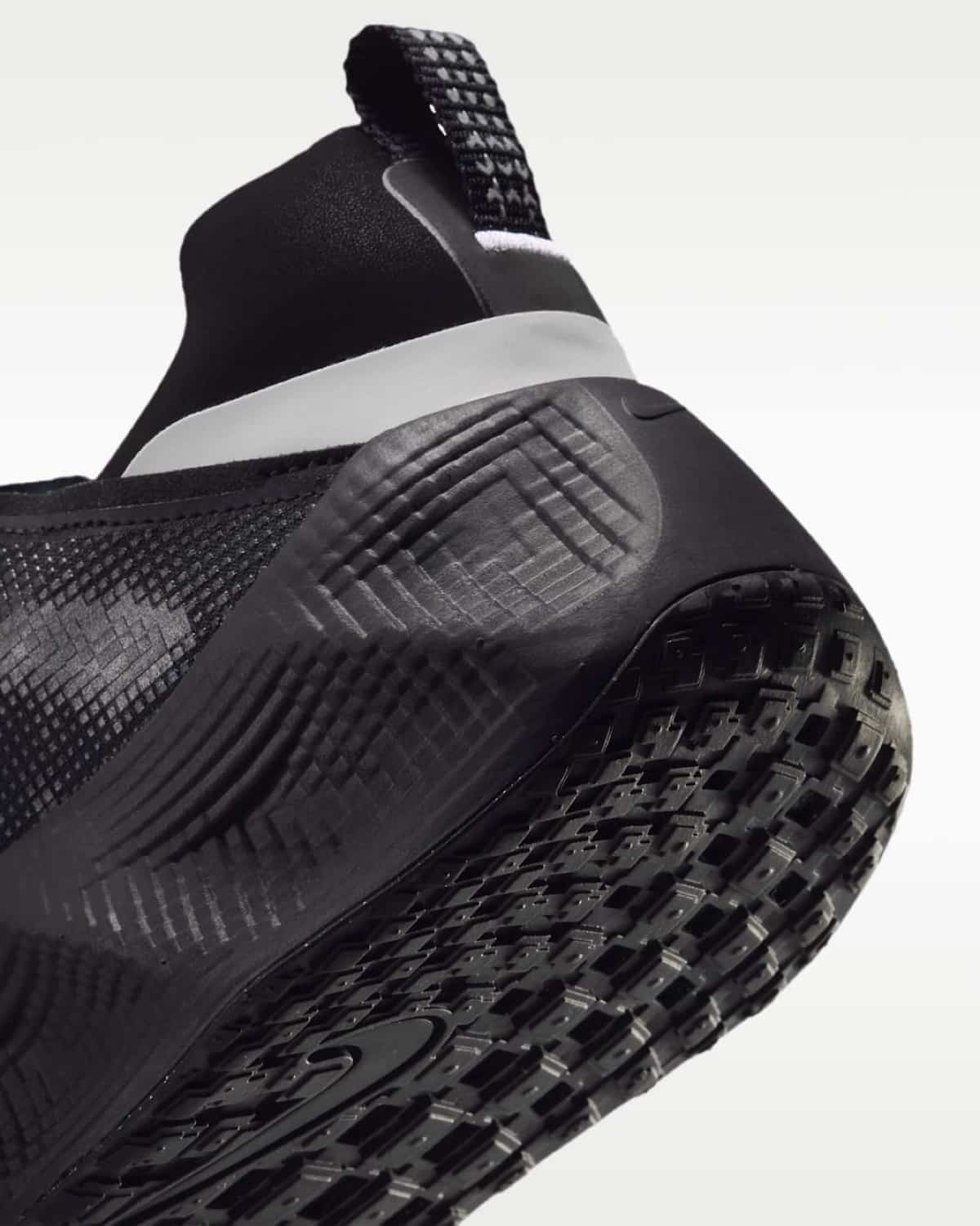 Nike Ava Rover Black White IQ0214-001 8