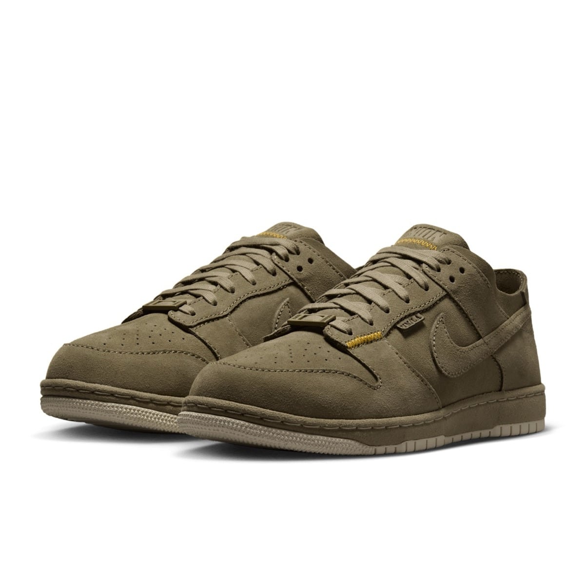Union x Nike Dunk Low Bamboo IF7380-200 4